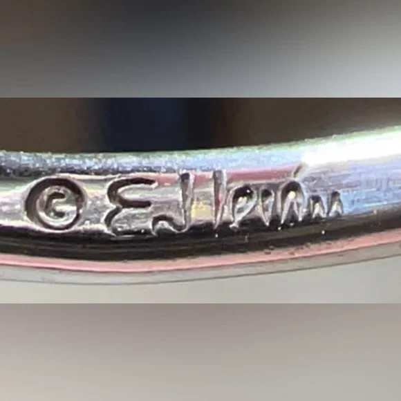 Vintage Designer Ed Levin Sterling Silver & Gold Signature Ring, Size 6 - Picture 9 of 13